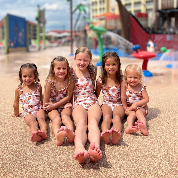 Young top girls swimwear