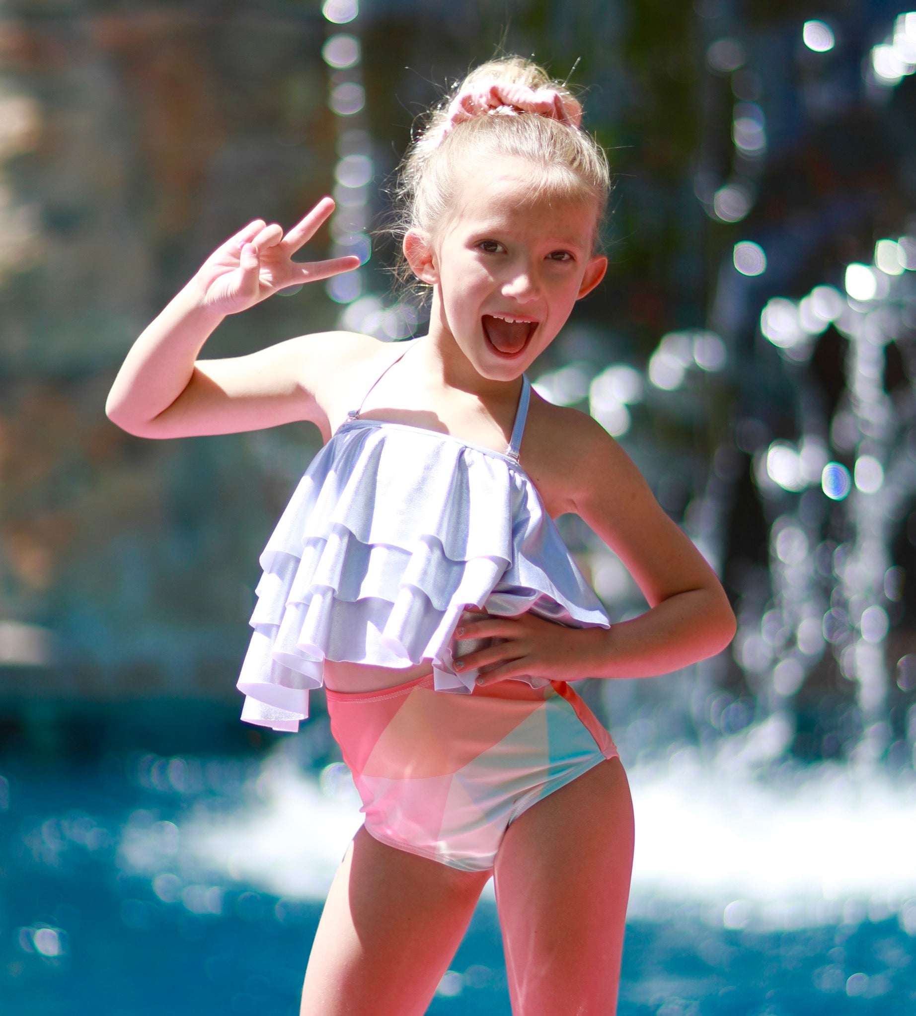 Cute tankinis top for girls